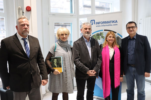 Prof. dr Bogdan Lubardić (član žirija), gospođa Bora Babić, direktor izdavačke kuće Akademska knjiga, Prof. dr Zoran Paunović (predsednik žirija), Gorana Raičević, dobitnica nagrade i prof. dr Zoran Dimić (član žirija)